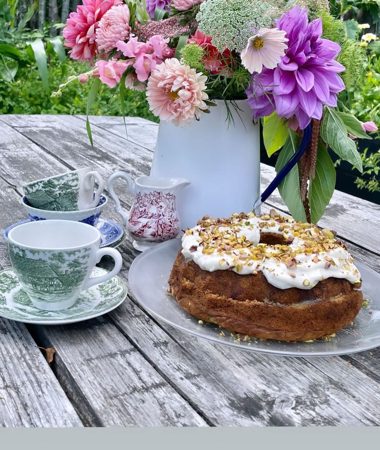 WORSKSHOP - Make your own Willow garden trellis Saturday April 25th